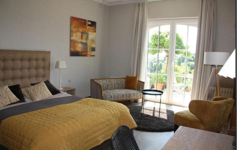 B&B Les Cresses Ciney Eksteriør billede