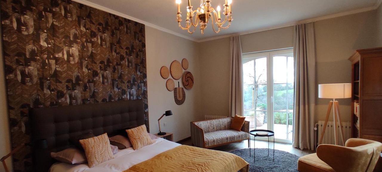 B&B Les Cresses Ciney Eksteriør billede